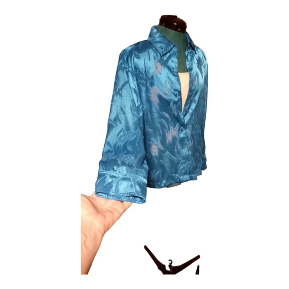 Women's N Touch Size XL Bright Blue Sheer Satin Button Up Long Sleeve Blouse - Picture 2 of 10